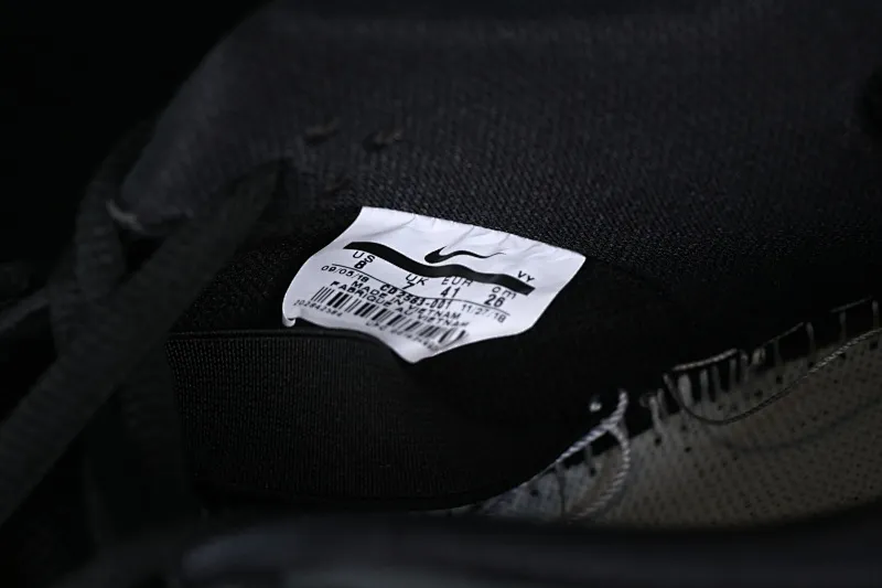 All Categories Nk SB Dunk Series Nk SB Dunk Low Low-top sneakers Nk SB Dunk Low Pro ISO Raw rubber black and white Dunk series retro low-top casual sports skateboard shoes CD2563-001
